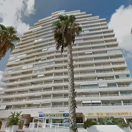 Con Vista Al Mar! 2 Bedroom, 2 Bathroom. Piscina! *