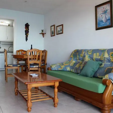 Con Vista Al Mar! 2 Bedroom, 2 Bathroom. Piscina! *